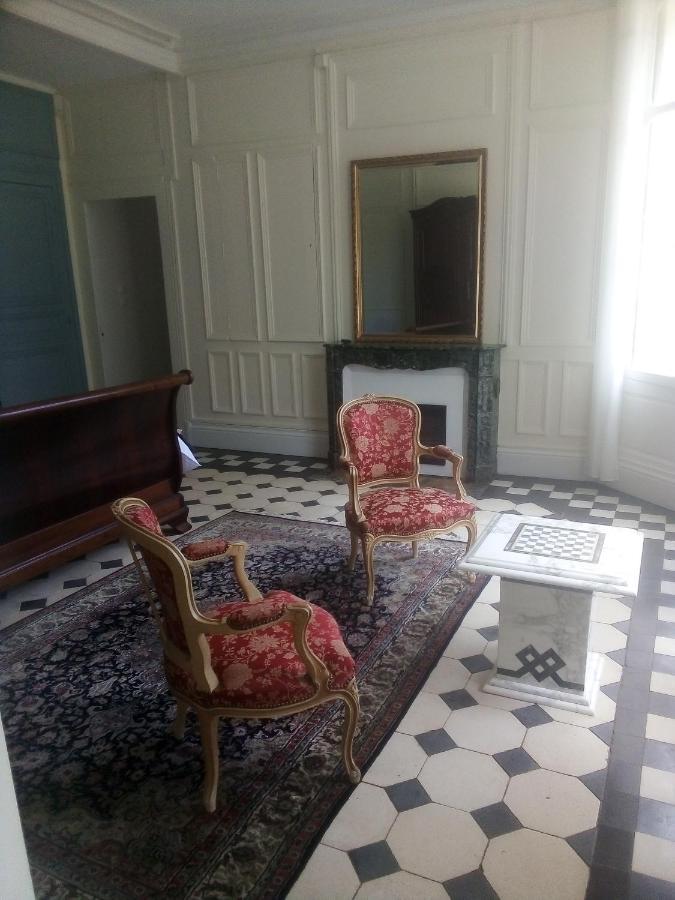Chateau De Maucouvent Challuy Buitenkant foto