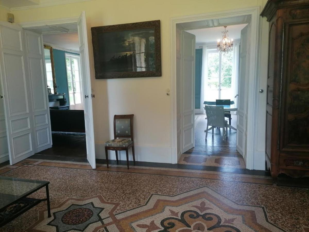 Chateau De Maucouvent Challuy Buitenkant foto